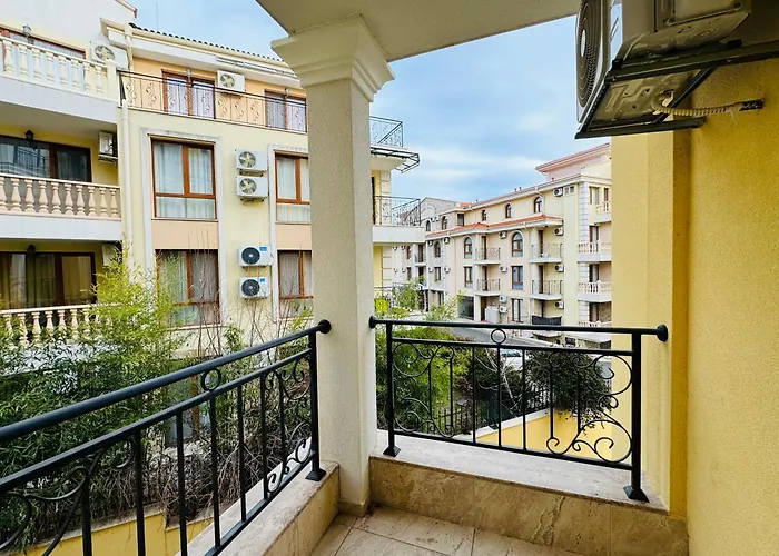 Апартамент Horizon 17 'б' Свети Влас