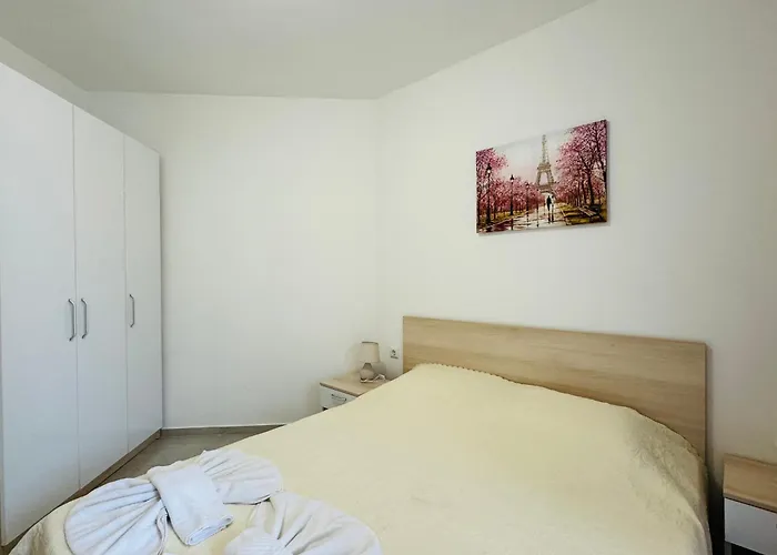 Horizon 17 'б' Апартамент *